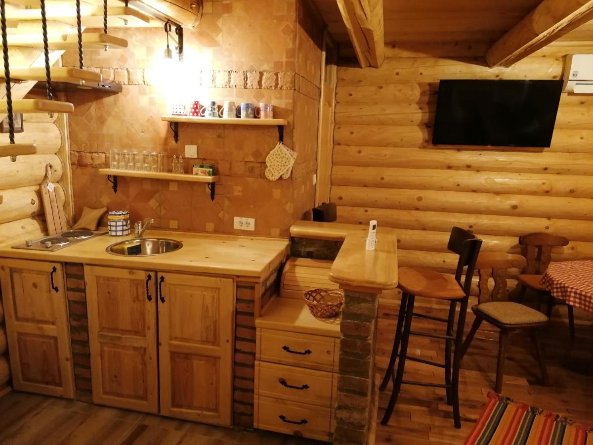 Apartmani Zuti Leptir Vrdnik Esterno foto