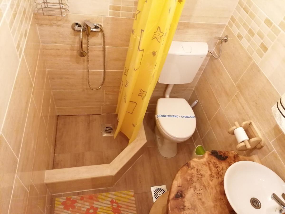Apartmani Zuti Leptir Vrdnik Esterno foto